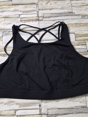 Torrid Active Strappy Back Sports Bra Plus Size 3 3X Black Yoga Gym Workout Gear